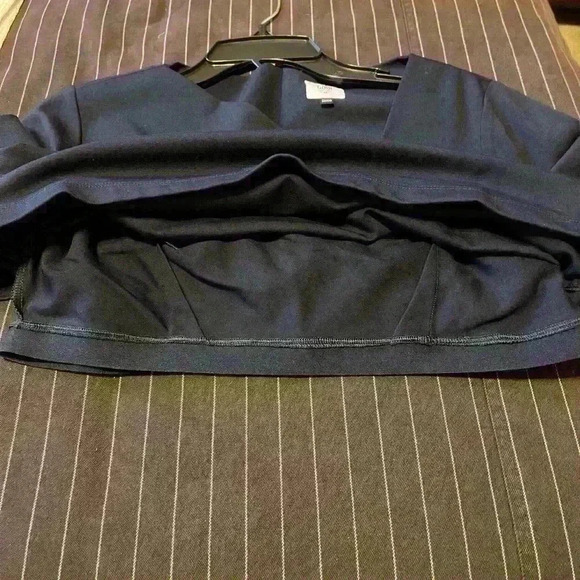 Cabi Contessa Tee - Picture 5 of 5